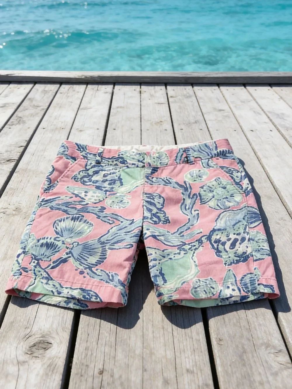 Lilly Pulitzer women’s Pink Floral shorts size 10